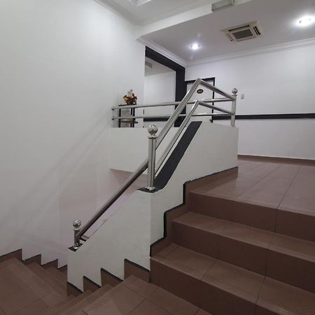 G City Hotel Teluk Intan Luaran gambar