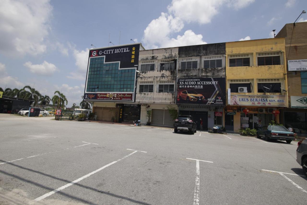 G City Hotel Teluk Intan Luaran gambar