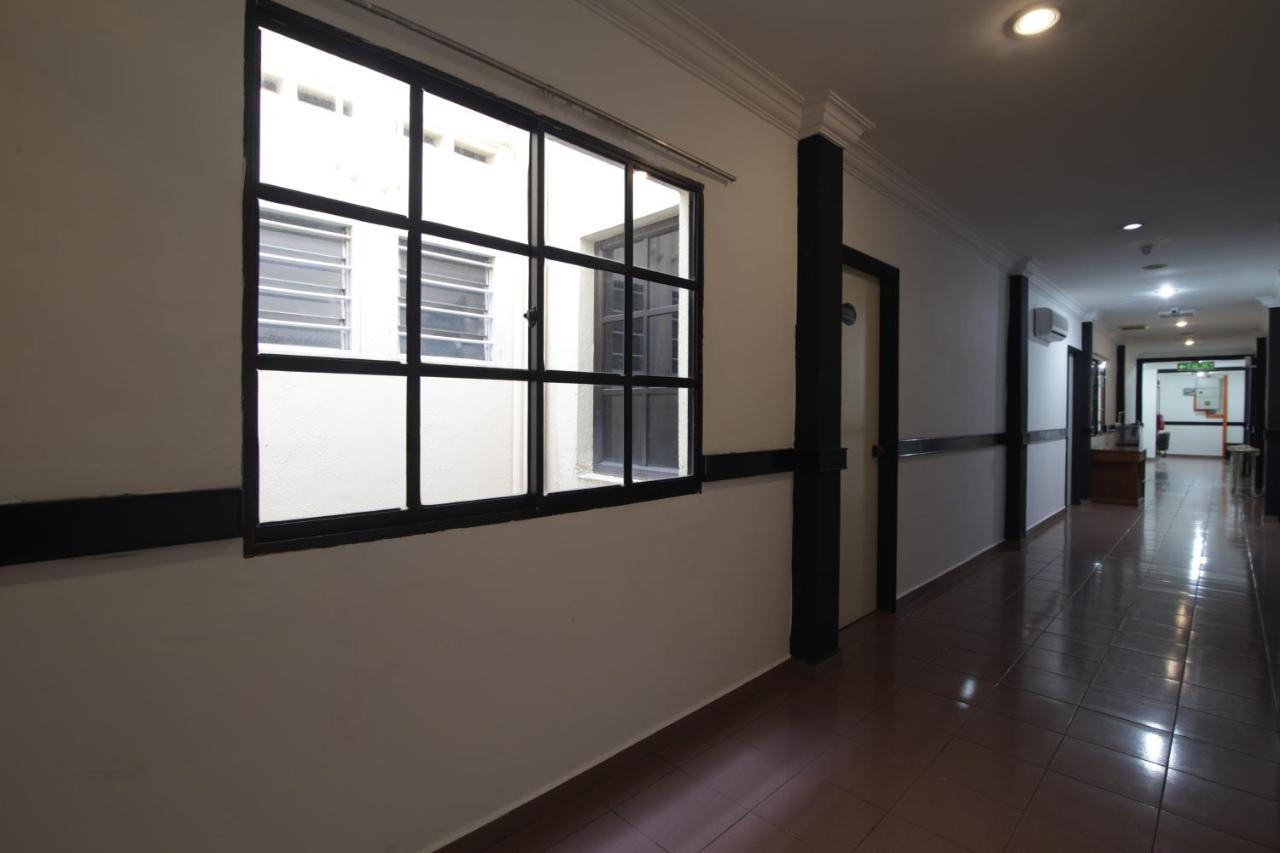 G City Hotel Teluk Intan Luaran gambar