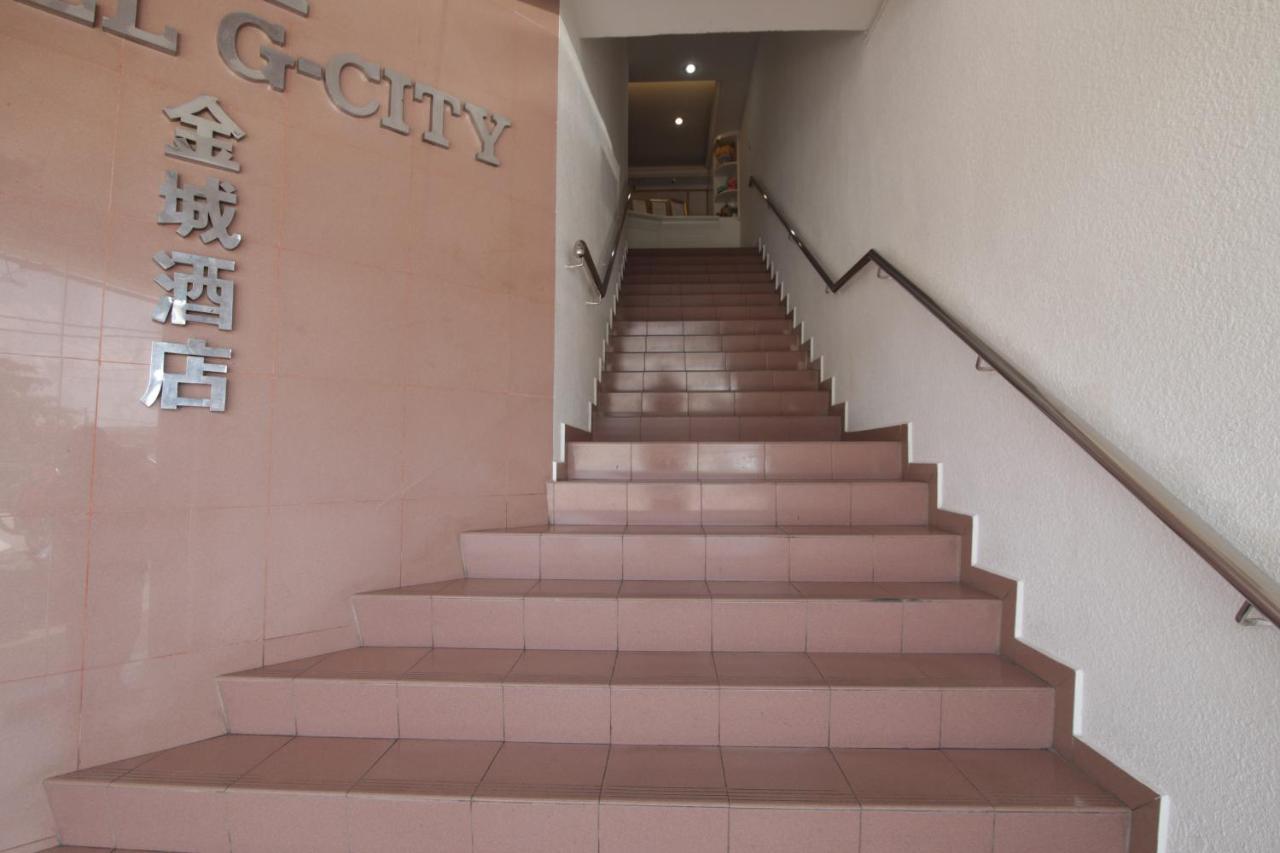 G City Hotel Teluk Intan Luaran gambar