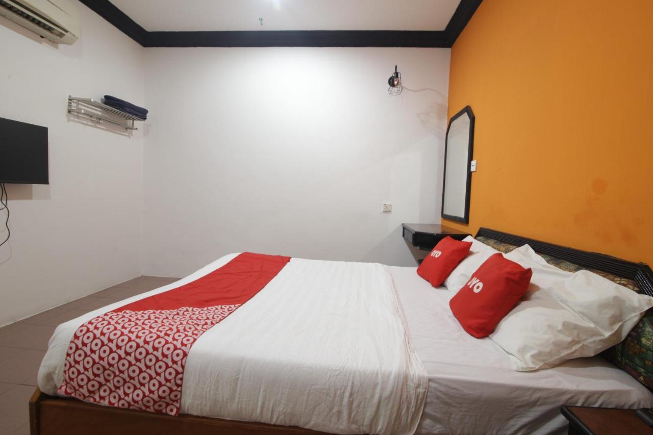 G City Hotel Teluk Intan Luaran gambar