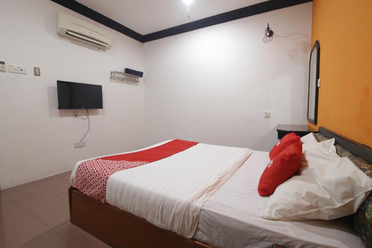 G City Hotel Teluk Intan Luaran gambar